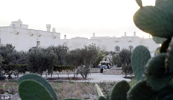 Ngoại cảnh khu resort nơi diễn ra đám cưới của Justin và Jessica. Ngoại cảnh khu resort nơi diễn ra đám cưới của Justin và Jessica.