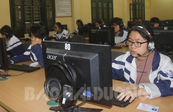 Các em học sinh dự thi tại trường Trung học cơ sở Lê Quý Đôn (Ảnh: Báo Hải Dương) Các em học sinh dự thi tại trường Trung học cơ sở Lê Quý Đôn (Ảnh: Báo Hải Dương)