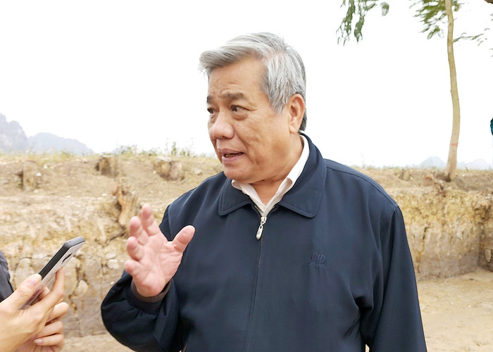 Giáo sư, Tiến sĩ khoa học Vũ Minh Giang, Chủ tịch Hội đồng chức danh Giáo sư liên ngành Lịch sử -khảo cổ- dân tộc học, Phó chủ tịch Hội Di sản văn hóa Việt Nam, Phó chủ tịch Hội Khoa học Lịch sử Việt Nam (Ảnh: Lã Tiến) Giáo sư, Tiến sĩ khoa học Vũ Minh Giang, Chủ tịch Hội đồng chức danh Giáo sư liên ngành Lịch sử -khảo cổ- dân tộc học, Phó chủ tịch Hội Di sản văn hóa Việt Nam, Phó chủ tịch Hội Khoa học Lịch sử Việt Nam (Ảnh: Lã Tiến)