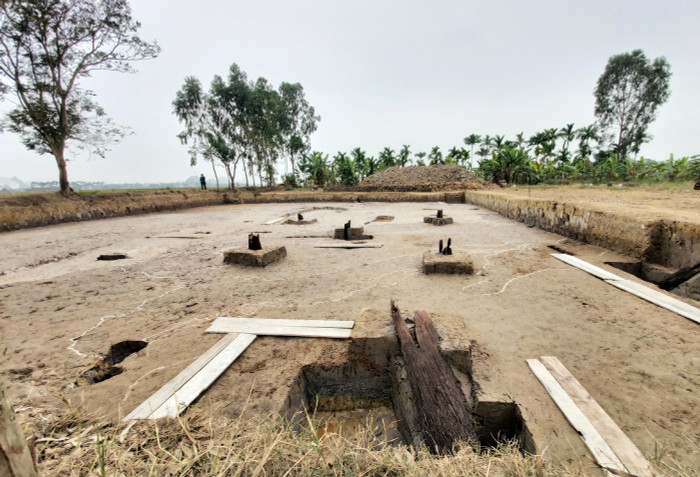 Việc phát hiện bãi cọc Cao Quỳ sẽ thay đổi toàn bộ nhận định trước đây về trận chiến trên sông Bạch Đằng (Ảnh: Lã Tiến) Việc phát hiện bãi cọc Cao Quỳ sẽ thay đổi toàn bộ nhận định trước đây về trận chiến trên sông Bạch Đằng (Ảnh: Lã Tiến)