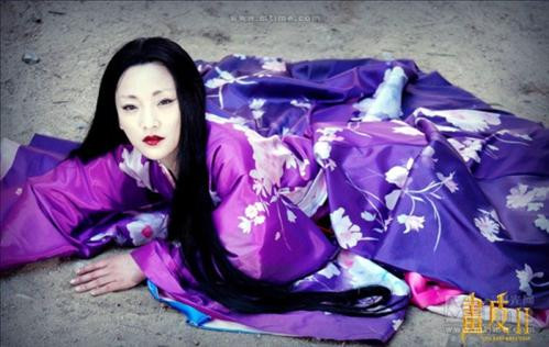 Hồ ly Tiểu Duy phù hợp với "tuyết vũ mị mị" hơn là "tuyết vũ phi phi". Hồ ly Tiểu Duy phù hợp với "tuyết vũ mị mị" hơn là "tuyết vũ phi phi".