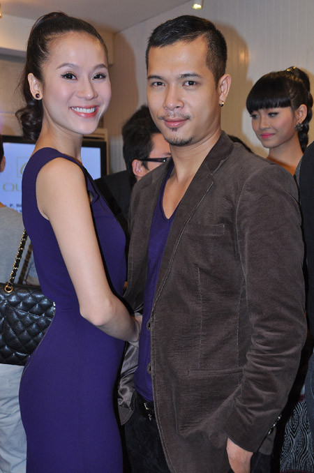 Thái Hà tông xuyệt tông với Trương Thế Vinh đến chúc mừng NTK Quỳnh Paris