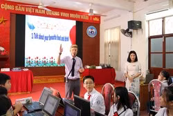 Vì sao khó giữ chân được giáo viên tiếng Anh ở các thành phố lớn? ảnh 3