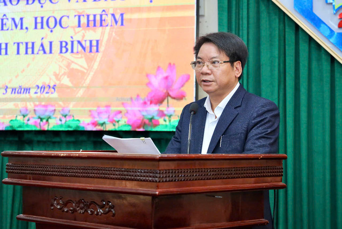 Ông Nguyễn Ngọc Hà - Giám đốc Sở Giáo dục và Đào tạo Thái Bình báo cáo kết quả thực hiện Thông tư 29 (Ảnh: Bộ Giáo dục và Đào tạo) thai-binh-tt29-3.jpg