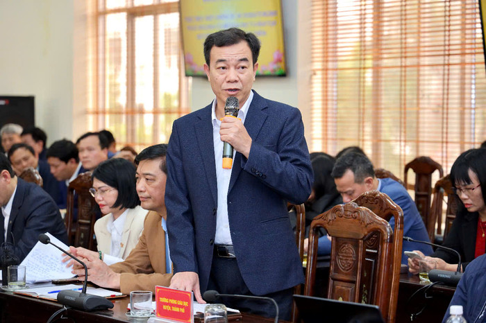 Các đại biểu phát biểu tại cuộc làm việc (Ảnh: Bộ Giáo dục và Đào tạo) thai-binh-tt29-4.jpg
