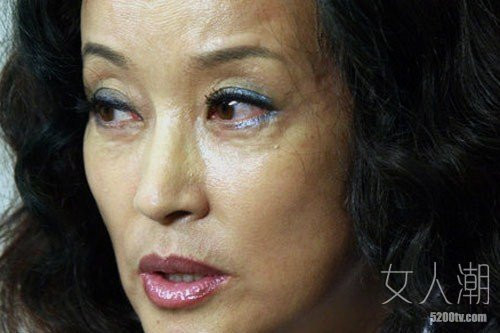 Lưu Hiểu Khánh quá lạm dụng các phương thức giữ vẻ thanh xuân bằng mọi giá và hậu quả là như vậy.