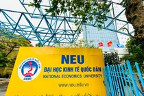 ĐH Kinh tế Quốc dân: Chỉ tiêu đào tạo từ xa gấp 3-5 lần chính quy, điểm trúng tuyển chỉ từ 15 điểm