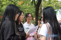 Thi tốt nghiệp THPT 2026: Sáng nay, hơn 1,2 triệu thí sinh sẽ bắt đầu làm bài thi môn Ngữ văn 