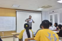 Công nhận tương đương chức danh GS, PGS quốc tế về nước: Tạo động lực thu hút, nâng vị thế học thuật