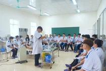 Thầy và trò được chủ động rèn nghề nếu trường đào tạo y có cơ sở thực hành trực thuộc