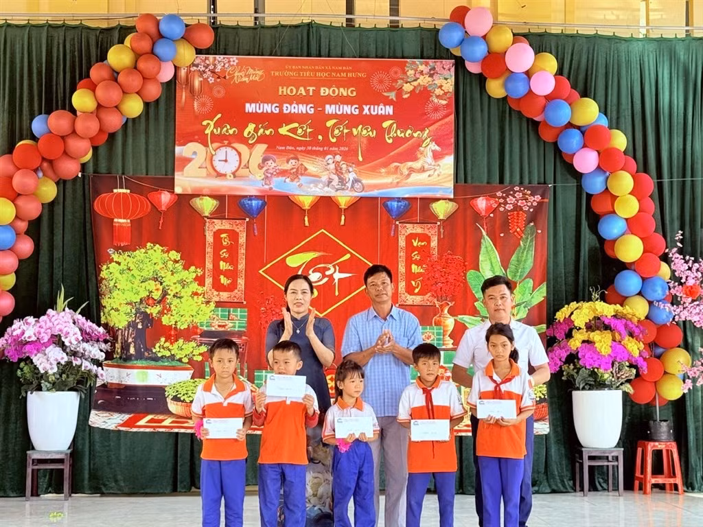th-nam-hung.jpg