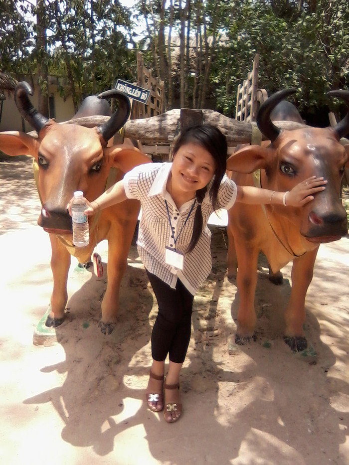 Vân là cô gái vui vẻ, hòa đồng và thích tự do