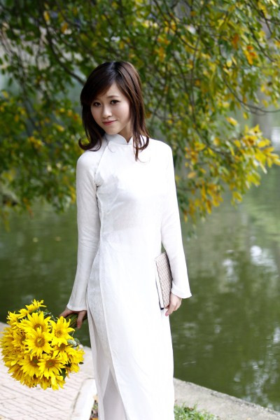 Bên cạnh những giờ học tập vất vả, Quỳnh Trang luôn muốn tham dự một cuộc thi để lấy thêm kinh nghiệm quý báu, trau dồi kĩ năng sống cho bản thân. Mong nhận được sự ủng hộ của các bạn