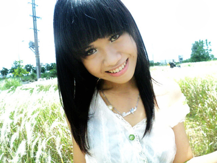 Bạn bè thường gọi Phú Luôn là Bé Min (có lẻ do Phú Luôn hơi nhỏ con). Phú Luôn năm nay 19 tuổi, đang là sinh viên năm nhất lớp Cao đẳng tài chính ngân hàng của trường ĐH Võ Trường Toản. Phú Luôn rất thích tham gia các hoạt động có ích và làm quen được thật nhiều bạn mới. Phương châm sống của Phú Luôn là "Sống là không chờ đợi", vì thế Phú Luôn luôn chủ động, nắm bắt mọi cơ hội. Đó cũng chính là lý do Phú Luôn tham gia cuộc thi này. Mong được các bạn ủng hộ nhé!