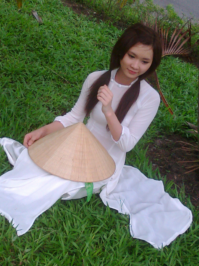 Kim Duyên thích ca hát, xem phim, là người hơi nhút nhát, thiếu tự tin. Đây là lần đầu Kim Duyên tham gia những cuộc thi như vậy mong mọi người hãy ủng hộ cho Kim Duyên