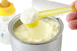 Vì sao Nestlé Việt Nam thu hồi 17 lô sữa công thức thương hiệu NAN?