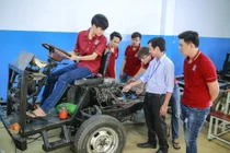 Trường ĐH nêu sự khác biệt giữa Công nghệ kỹ thuật ô tô và Công nghệ ô tô điện