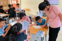 Học sinh Trường Tiểu học và Trung học cơ sở xã Tân Đoàn (tỉnh Lạng Sơn). Ảnh: NTCC