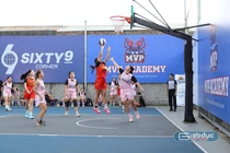 Những cô gái U23 Dragon Hoops lật ngược tình thế, thắng đậm đội Trường ĐH Thương mại