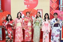 Sinh viên Trường Đại học CMC tham gia Lễ hội chào đón năm mới. Ảnh: NTCC
