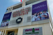 TPHCM: Không tìm thấy báo cáo công khai trên website, THCS, THPT Quang Trung Nguyễn Huệ nói gì?