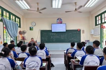Chuẩn nghề nghiệp giáo viên phổ thông yêu cầu tất cả thầy cô phải sử dụng được ngoại ngữ