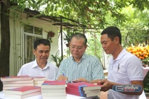 Nhà báo Tô Phán ra mắt cuốn sách "10h sáng Chủ Nhật": Thông điệp về cuộc sống, tình người