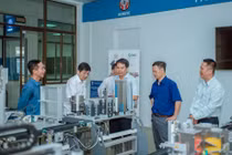 Ngành vi mạch bán dẫn: Nhiều sinh viên ngành gần chuyển tới, ít em chuyển đi