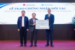 Trường Đại học Kinh tế - ĐHQGHN tiếp tục được Viện CFA của Hoa Kỳ trao chứng nhận đối tác