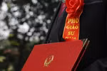GS, PGS ở nước ngoài nhưng về nước phải xét để được công nhận, làm giảm động lực