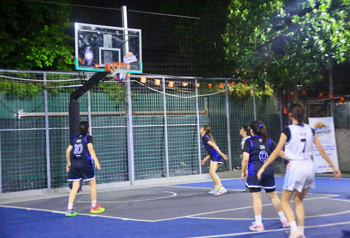 Đội U23 nữ Học viện Tài chính tận dụng tốt các cơ hội ném phạt. Đội U23 nữ Học viện Tài chính tận dụng tốt các cơ hội ném phạt.