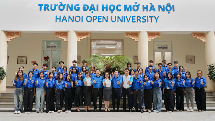 Đoàn Thanh niên Cộng sản Hồ Chí Minh Trường Đại học Mở Hà Nội. Ảnh: NTCC z6889647551814-210db6ed4656771c284acf13f16cf4f7.jpg