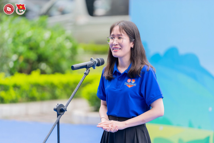 Thạc sĩ Đinh Thủy Tiên - Phó Bí thư phụ trách Đoàn Thanh niên Cộng sản Hồ Chí Minh Trường Đại học Ngoại thương. Ảnh: website nhà trường. 506874188-1102672875225817-2376321774905936588-n.jpg