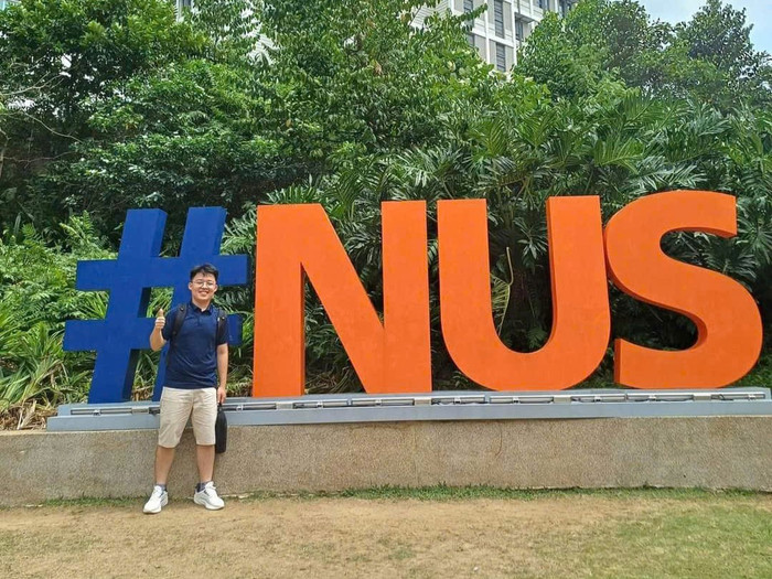 Mối duyên với Đại học Quốc gia Singapore của Tuấn Tùng bắt đầu từ những năm trung học cơ sở. Ảnh: NVCC. e692adebb2343a6a6325.jpg