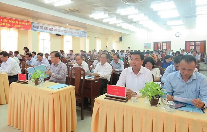Sở Giáo dục và Đào tạo thành phố Cần Thơ (cũ) tổ chức Hội nghị đánh giá kết quả 5 năm triển khai Chương trình giáo dục phổ thông 2018. Ảnh: Cổng thông tin điện tử thành phố Cần Thơ (cũ). tong-ket-2-1.jpg
