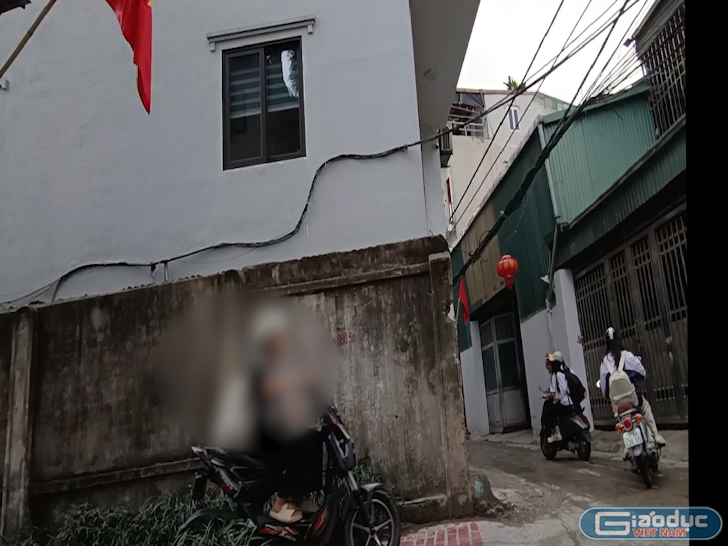 Bên trong lớp học thêm.