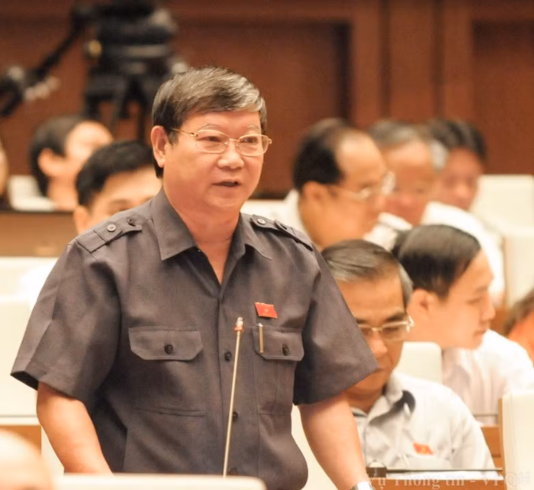 Ông Lê Như Tiến, nguyên Phó Chủ nhiệm Ủy ban Văn hóa, Giáo dục Thanh niên, Thiếu niên, Nhi đồng của Quốc hội (ảnh quochoi.vn).