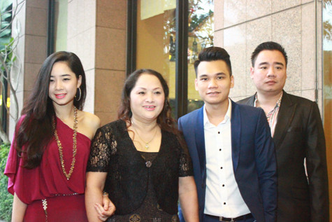 Khắc Việt