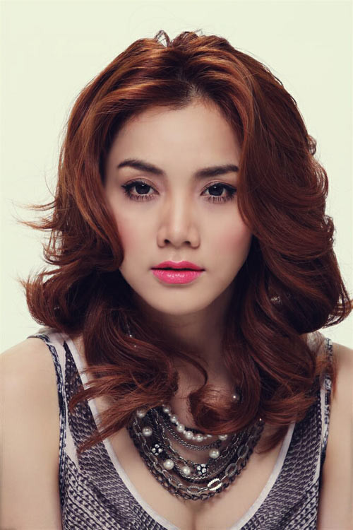 Sắp tới, Trang Nhung sẽ trở lại với những bộ phim truyền hình và điện ảnh, trong đó có phim của đạo diễn Victor Vũ - Scandal - Hào quang trở lại.