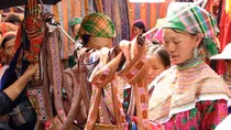Ngày xuân, đến cực Bắc ngắm cột cờ Lũng Cú ảnh 1 Ngày xuân, đến cực Bắc ngắm cột cờ Lũng Cú ảnh 1