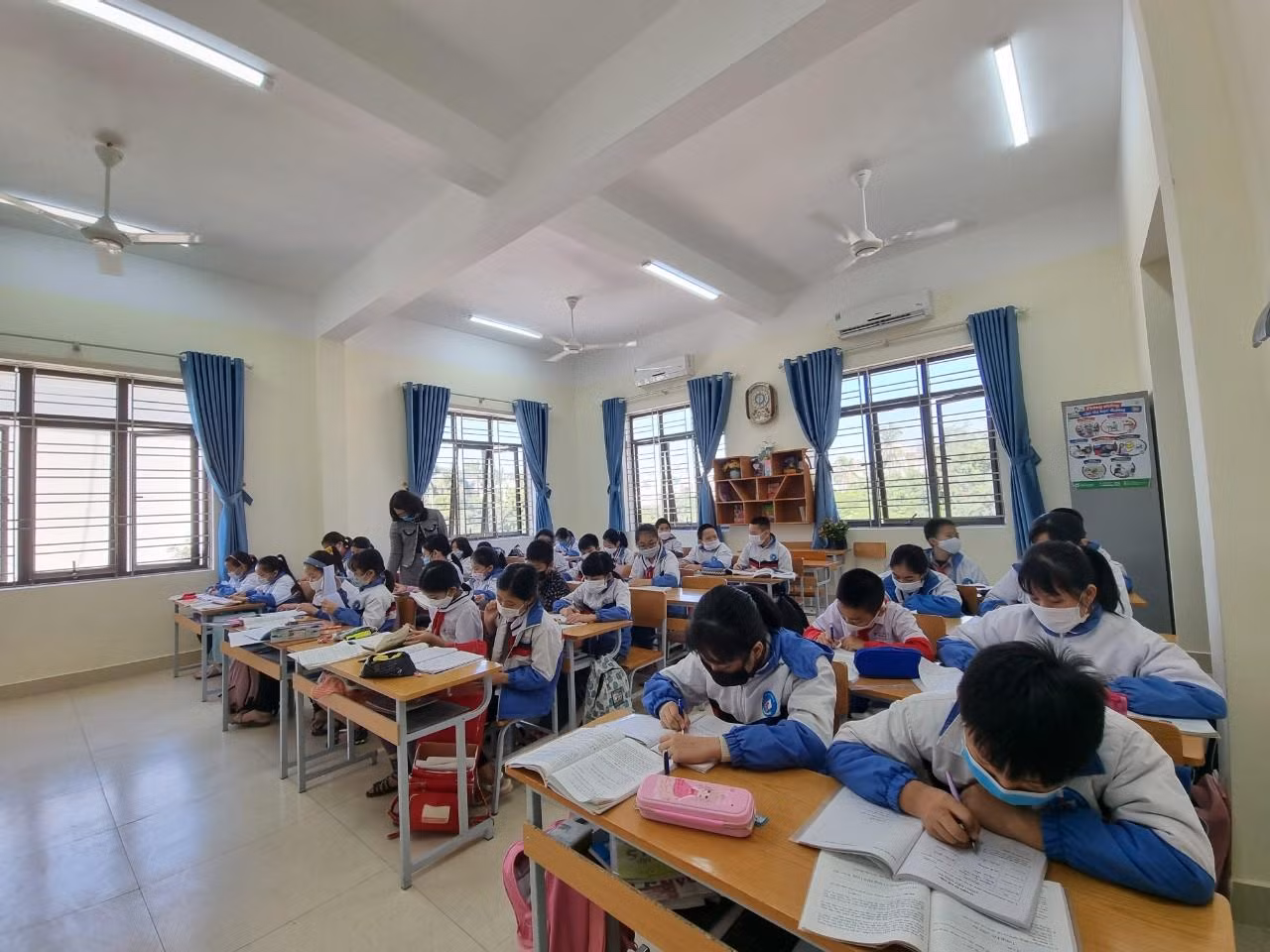 Sở Giáo dục và Đào tạo Hải Phòng đã có văn bản chỉ đạo các cơ sở giáo dục và thời gian học sinh quay trở lại học trực tiếp và phương án học thích ứng, linh hoạt trong bối cảnh dịch bệnh (Ảnh: PL)