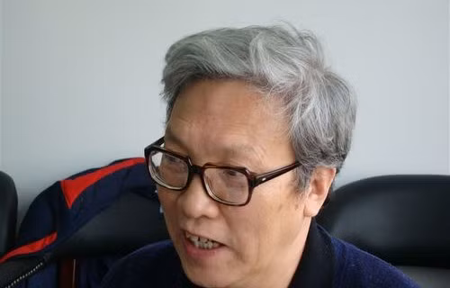 Giáo sư Trương Bác Thụ, ảnh: chinesepen.org. Giáo sư Trương Bác Thụ, ảnh: chinesepen.org.