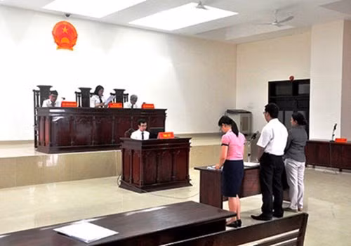 Tiến sĩ chưa chắc đã có trình độ hơn thạc sĩ, nhưng chắc chắn hơn cử nhân ảnh 1