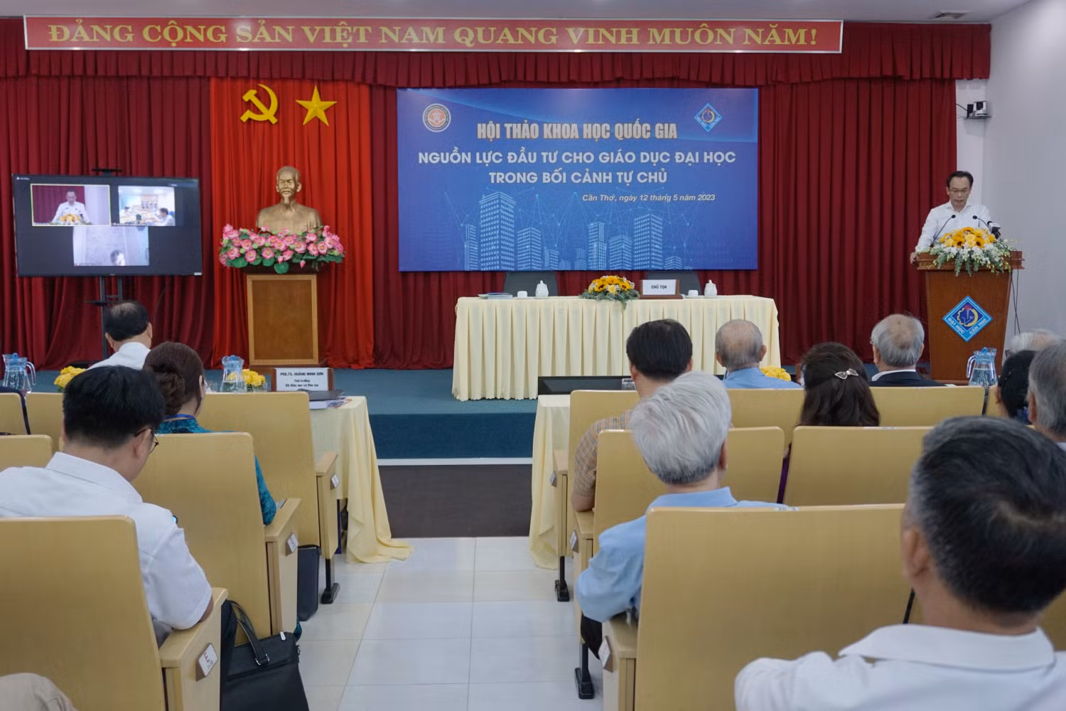Toàn cảnh hội thảo
