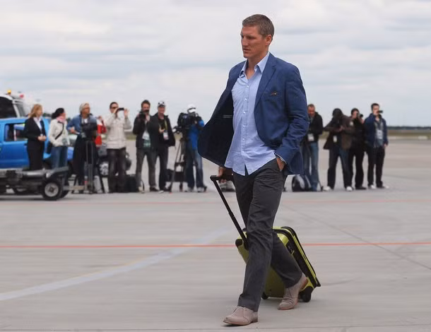 Tiền vệ Schweinsteiger.