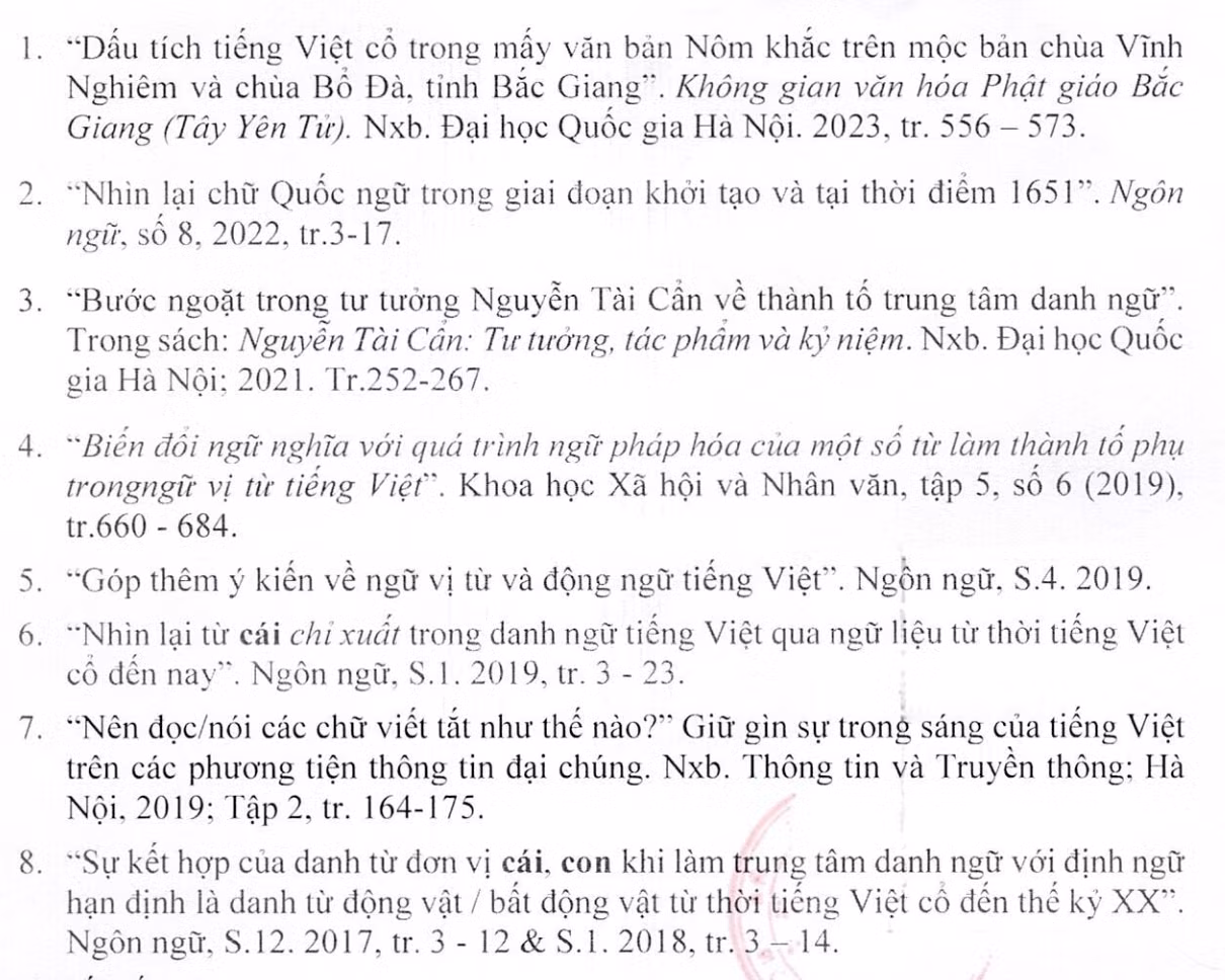 Danh mục một số bài báo đăng trên tạp chí trong nước trong thời gian 5 năm gần đây của Giáo sư Vũ Đức Nghiệu (ảnh chụp màn hình một phần bản kê khai của thầy Nghiệu)