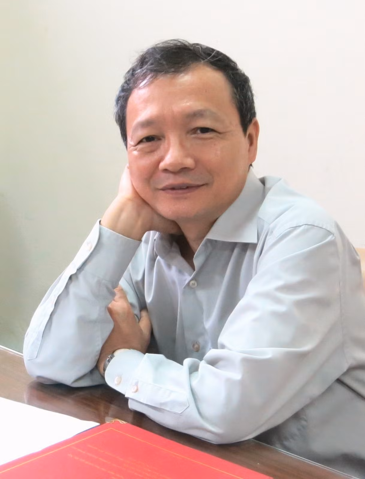 Giáo sư, Tiến sĩ Vũ Đức Nghiệu (Ủy viên Hội đồng Giáo sư Nhà nước, Chủ tịch Hội đồng Giáo sư ngành Ngôn ngữ học, hiện công tác tại Trường Đại học Khoa học Xã hội và Nhân văn, Đại học Quốc gia Hà Nội). Ảnh: Website nhà trường
