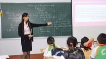 Giáo viên giỏi nhiều, học sinh giỏi nhiều, sao vẫn phải dạy thêm, học thêm? ảnh 3