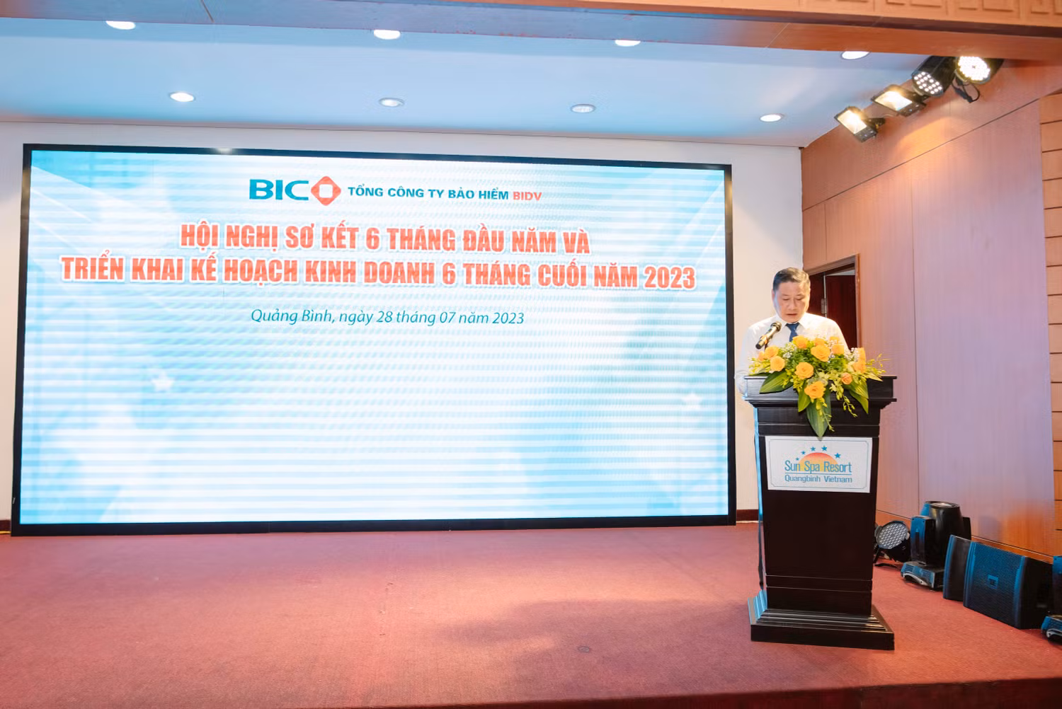 Tổng Giám đốc BIC Trần Hoài An báo cáo hội nghị kết quả kinh doanh 6 tháng đầu năm 2023.