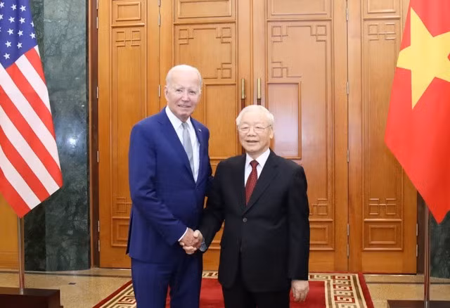 Tổng Bí thư Nguyễn Phú Trọng và Tổng thống Hoa Kỳ Joe Biden. Ảnh VGP/Nhật Bắc